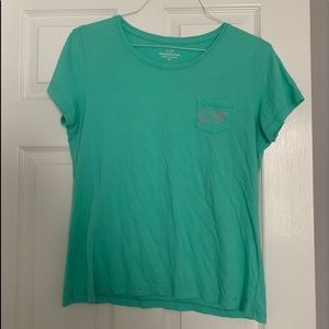 Green Vineyard Vines T-shirt
